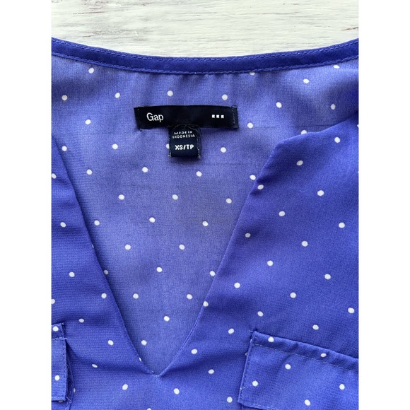 GAP | Periwinkle blue and white polka dot blouse - Picture 9 of 9